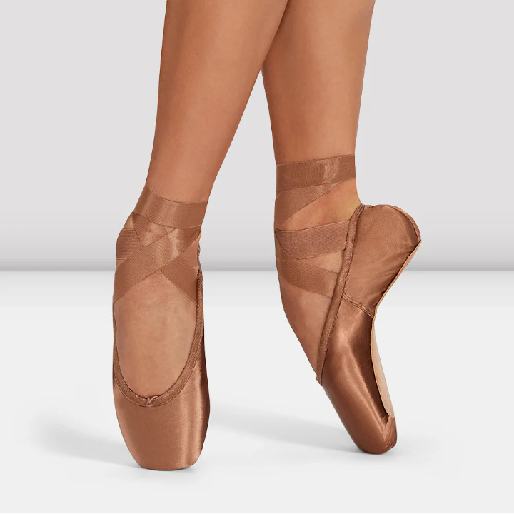 Bloch - 'Balance European' Low Profile Medium Sides Open Throat Vamp Pointe Shoe Size UK 1 - UK 5.5