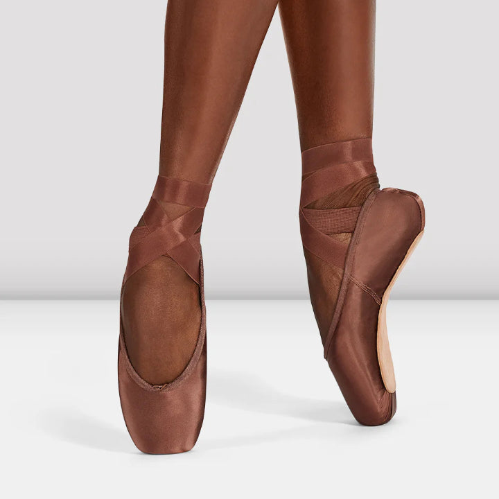 Bloch - 'Balance European' Low Profile Medium Sides Open Throat Vamp Pointe Shoe Size UK 1 - UK 5.5