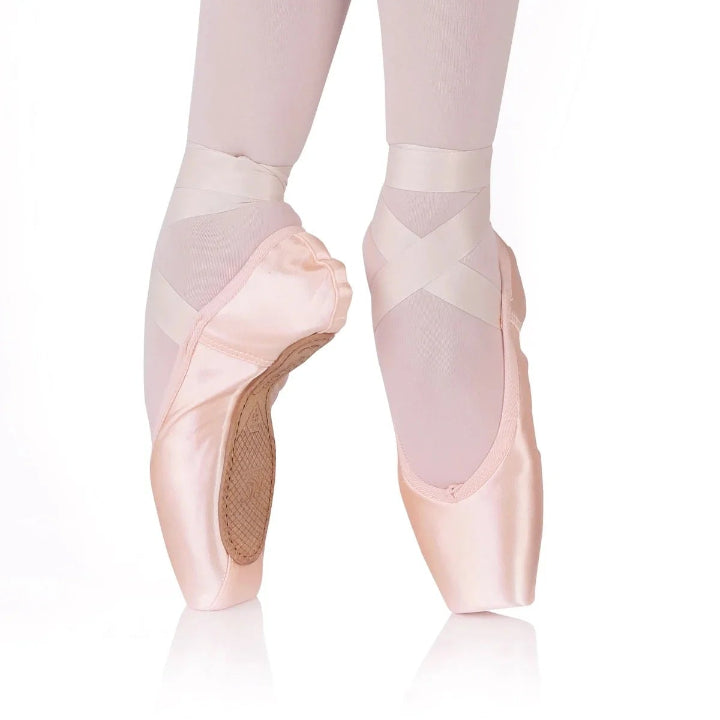 Russian Class - 'RC-22' Medium Platform Pre Arched Shank  Pointe Shoe