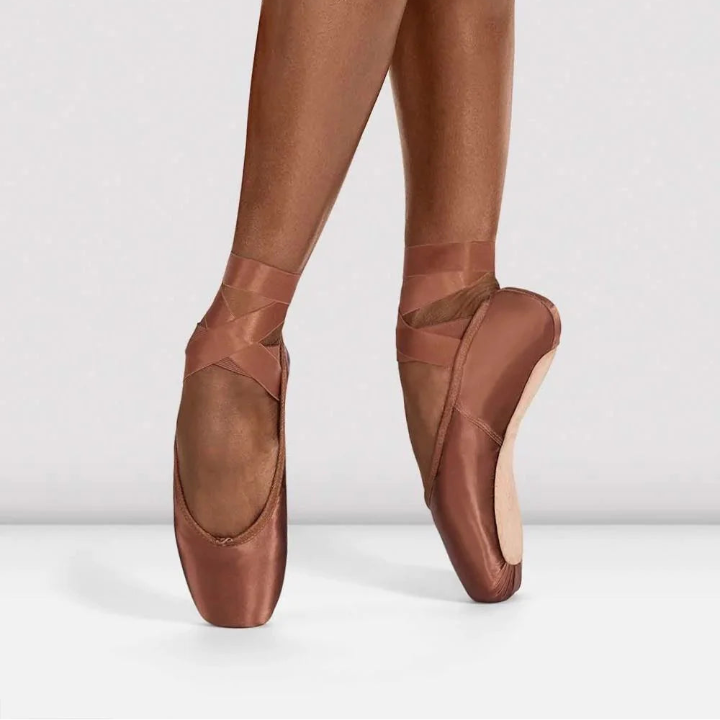 Bloch - 'Balance European' Low Profile Medium Sides Open Throat Vamp Pointe Shoe Size UK 6 - UK 9.5